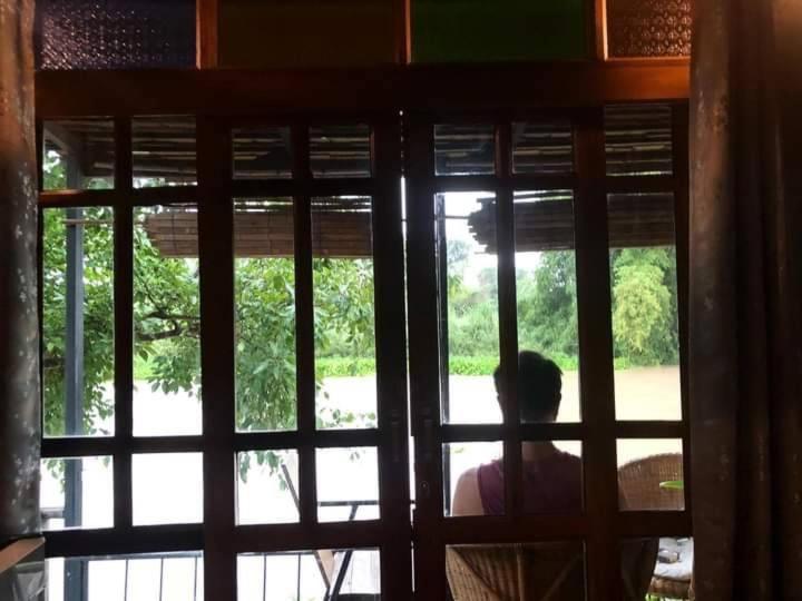 Rustic​ Charm​ Suphan​ Ban Tha Pong Exterior photo