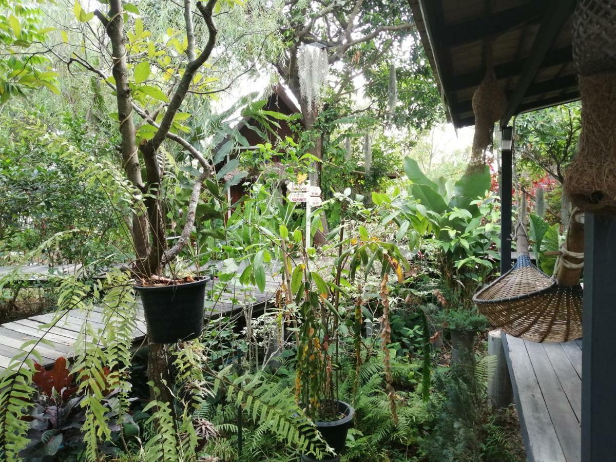 Rustic​ Charm​ Suphan​ Ban Tha Pong Exterior photo